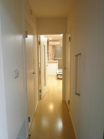 5/18 玄関