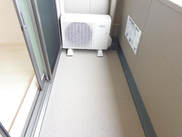 20/27 バルコニー