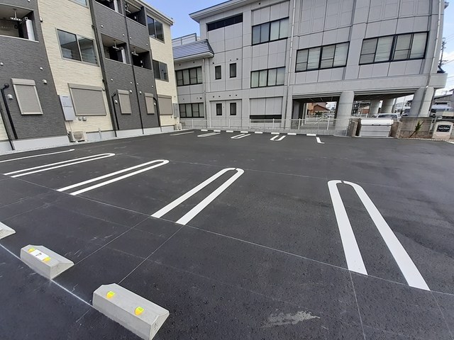 14/20 駐車場