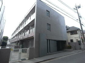 16/18 エントランス