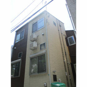 2/2 エントランス