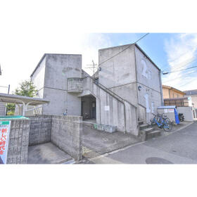 15/16 エントランス