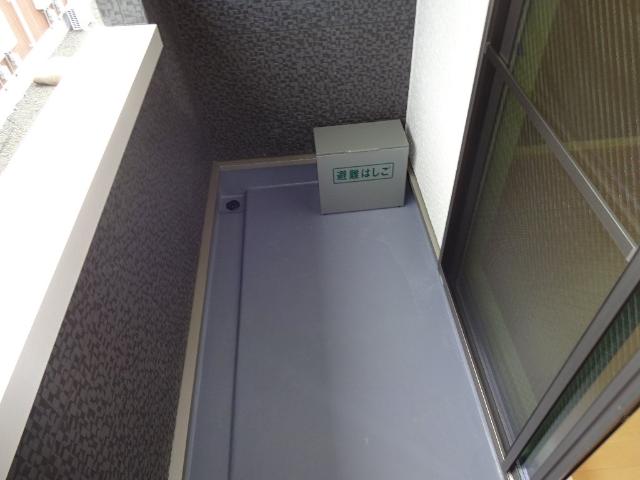 20/28 バルコニー