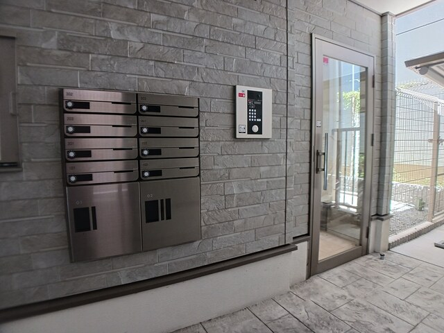 14/20 エントランス