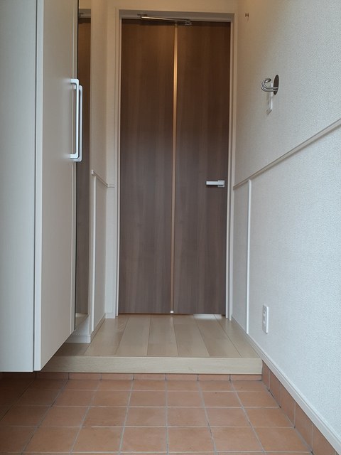 6/25 玄関