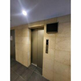 15/16 エントランス