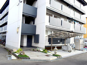 2/5 エントランス