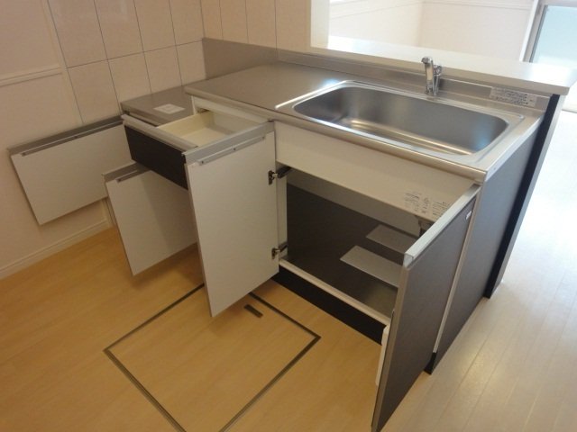 14/27 キッチン