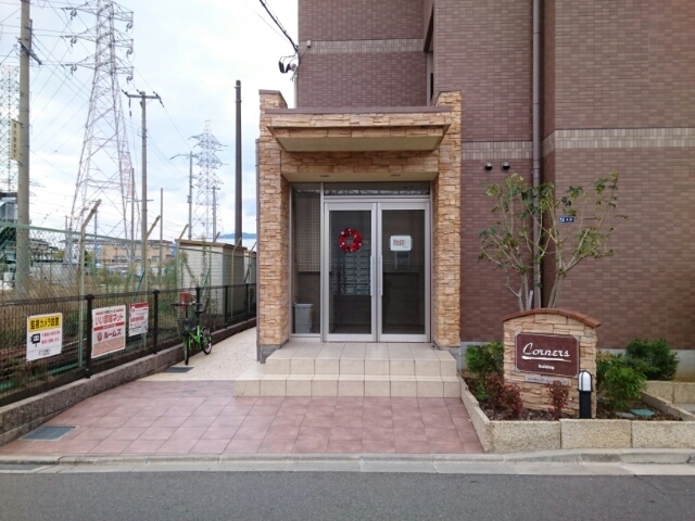 14/20 エントランス