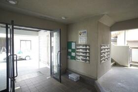 17/24 エントランス