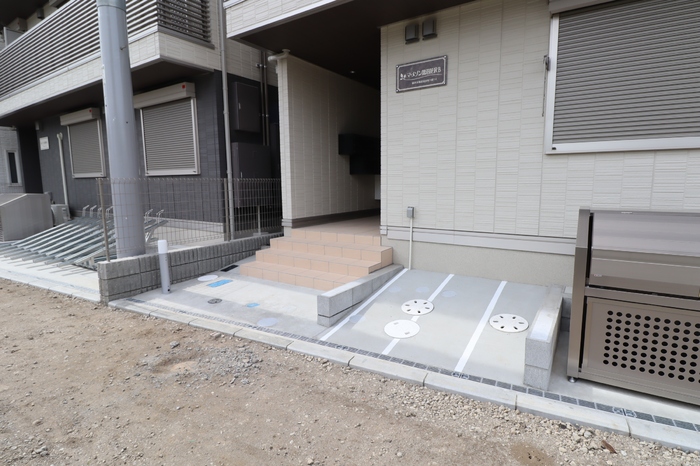 19/19 エントランス