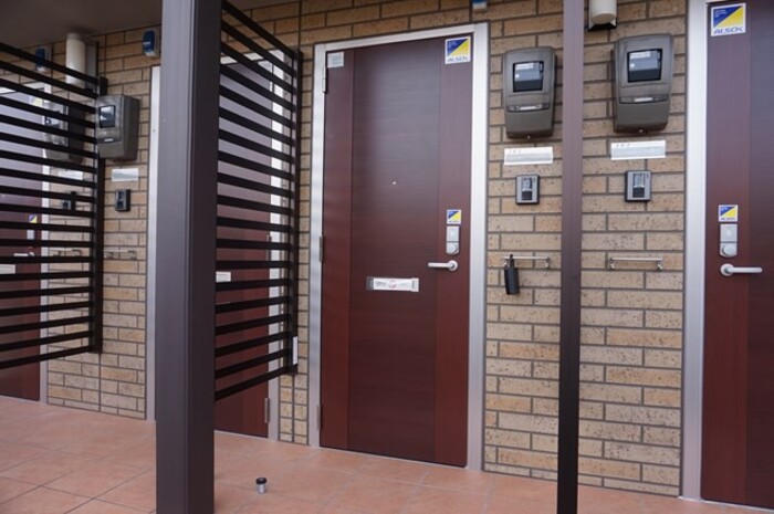 2/4 エントランス