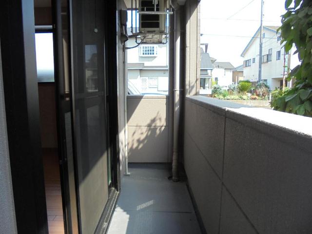 18/27 バルコニー