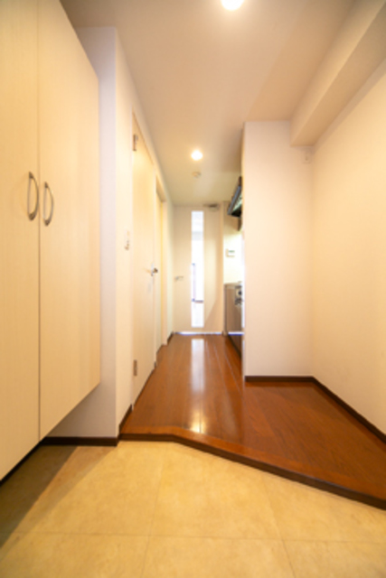18/30 玄関