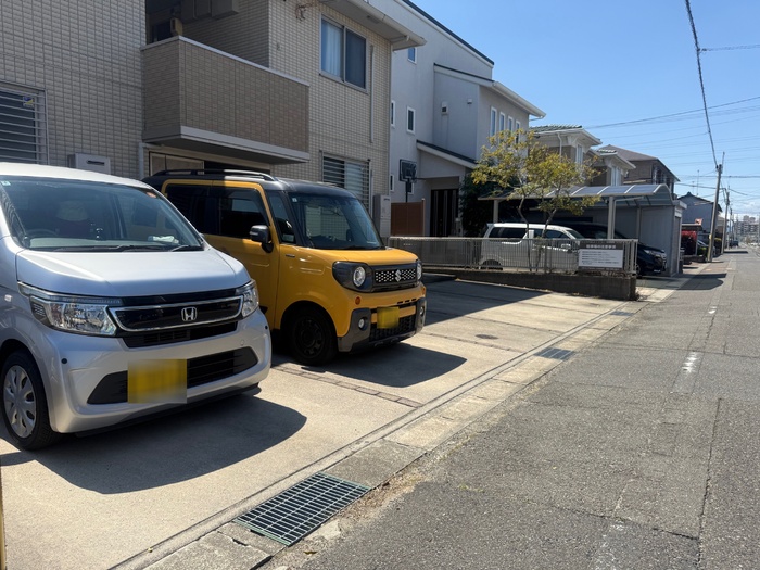 13/21 駐車場