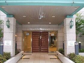 14/16 エントランス