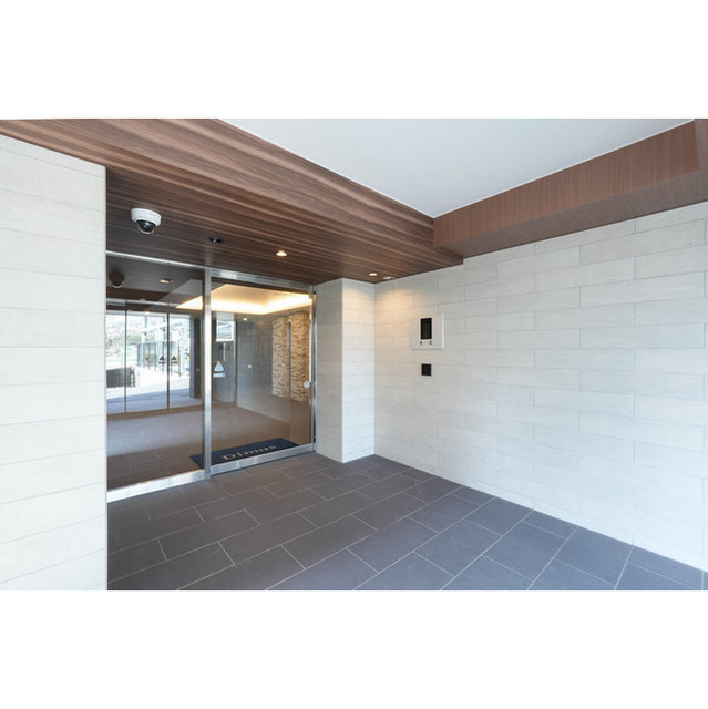 16/29 エントランス