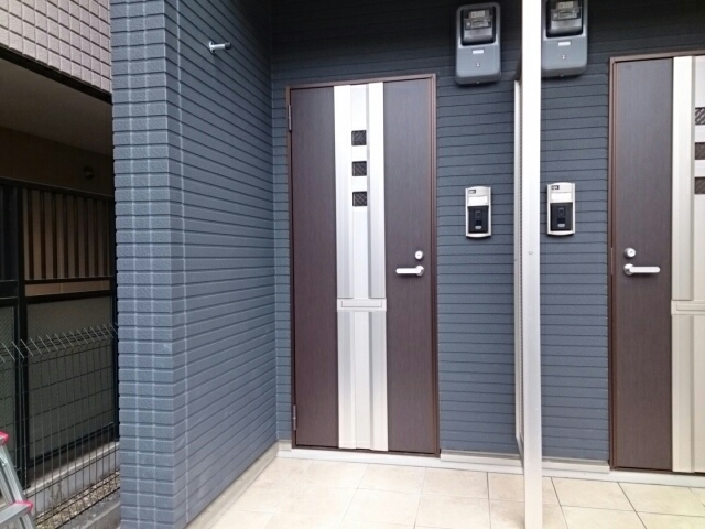 14/20 エントランス