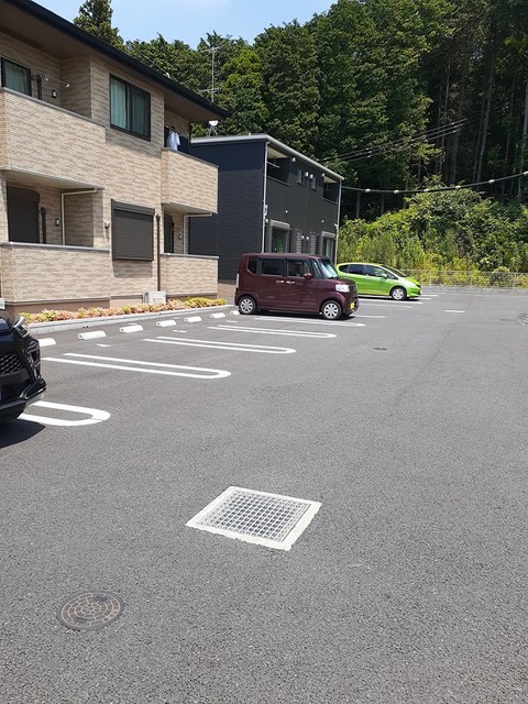 14/21 駐車場