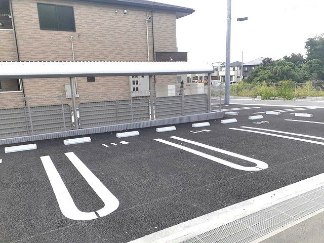 14/20 駐車場