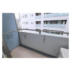 13/21 バルコニー