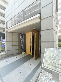 15/16 エントランス