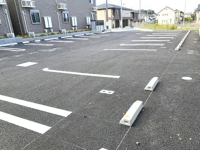 14/20 駐車場