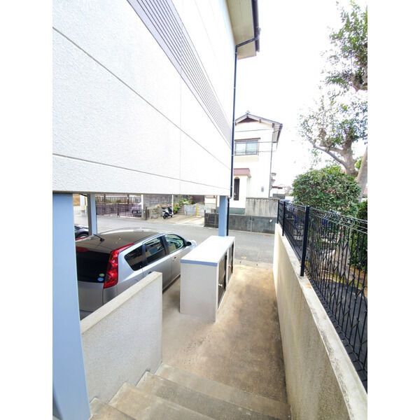 14/22 エントランス