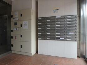 15/19 エントランス