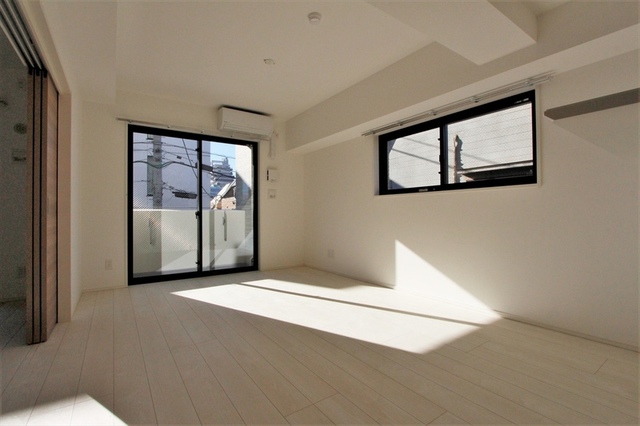 13/25 リビング/ダイニング