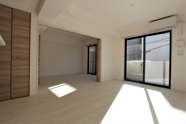 14/25 リビング/ダイニング