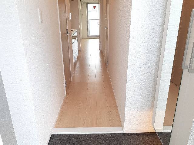 6/20 玄関