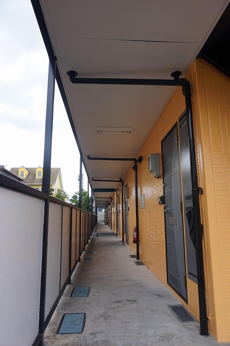 19/23 エントランス