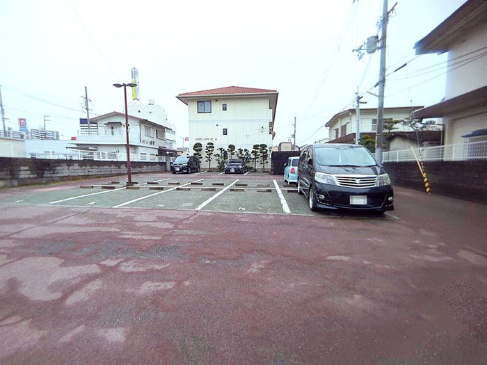4/10 駐車場