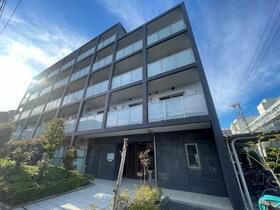 14/14 エントランス