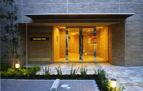 15/16 エントランス