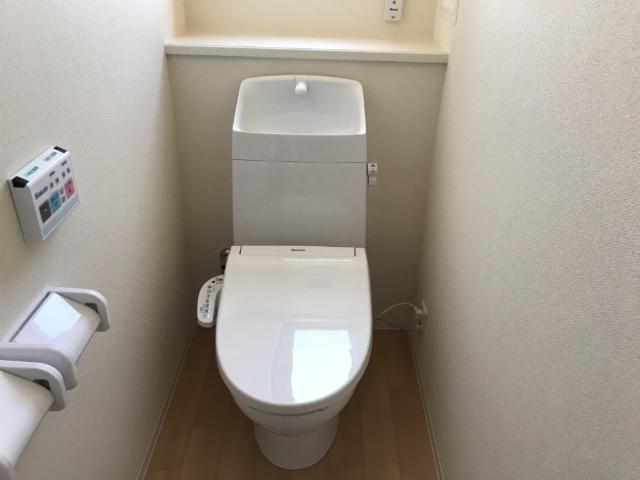 13/30 トイレ