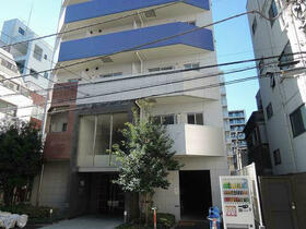 14/14 エントランス