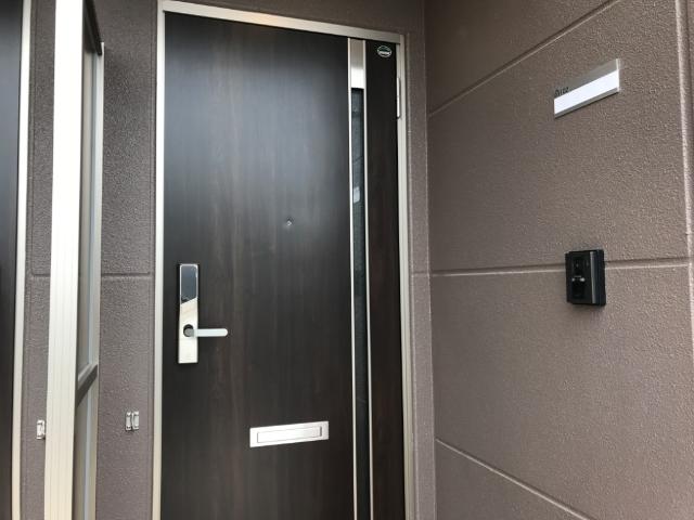 13/29 玄関