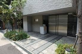 15/16 エントランス
