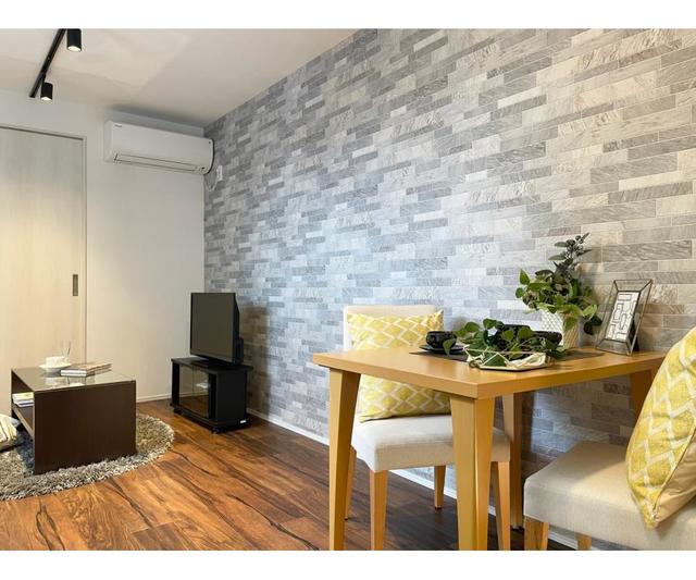 13/30 リビング/ダイニング