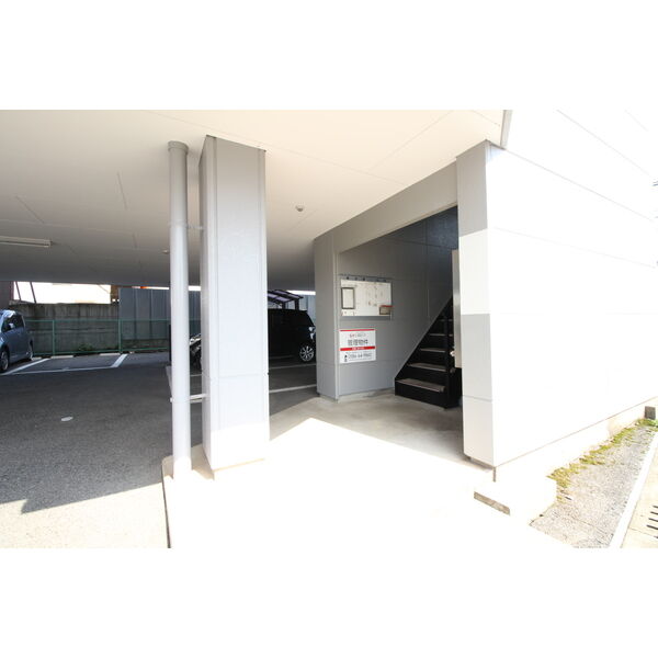 3/5 エントランス