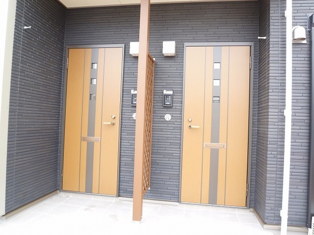 14/20 エントランス