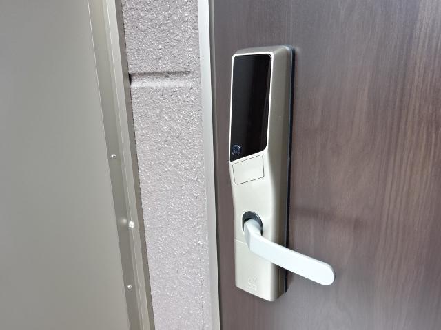 22/29 エントランス