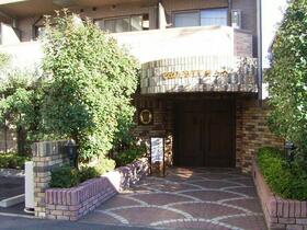 15/16 エントランス