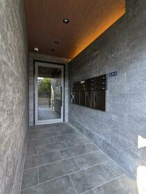 15/16 エントランス