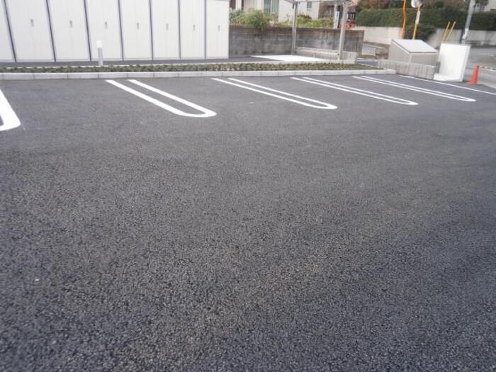 20/26 駐車場