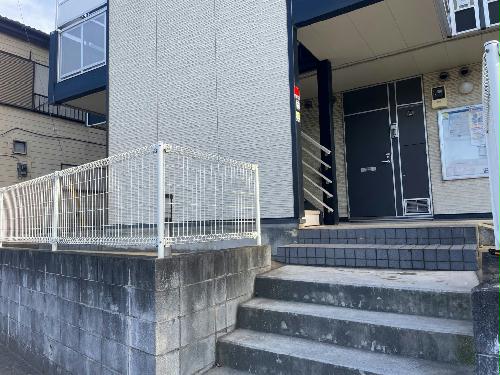 14/14 エントランス