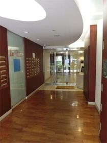 2/4 エントランス