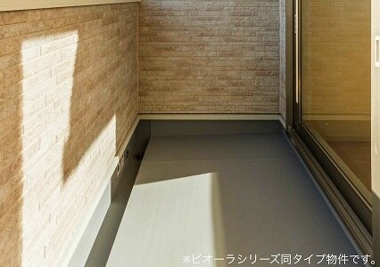 14/23 バルコニー